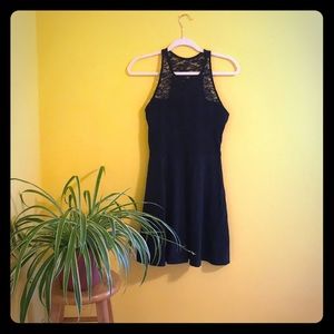 HOLLISTER LACE DRESS